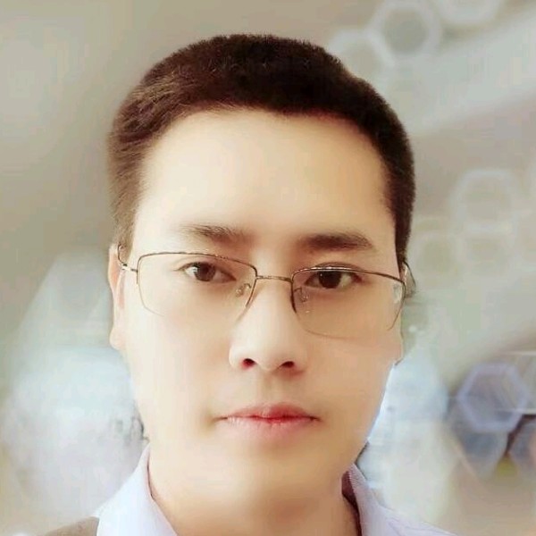 春天深拥义气的照片