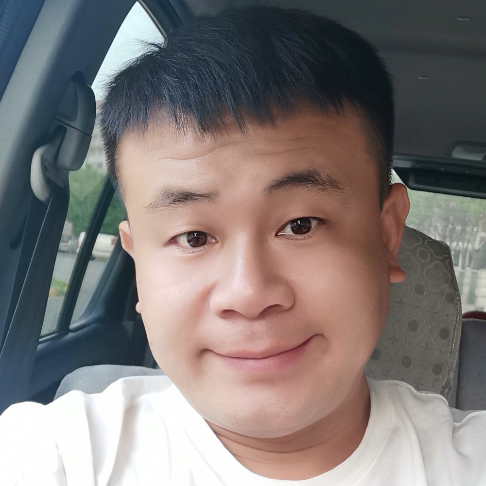 倔强的袜子的照片