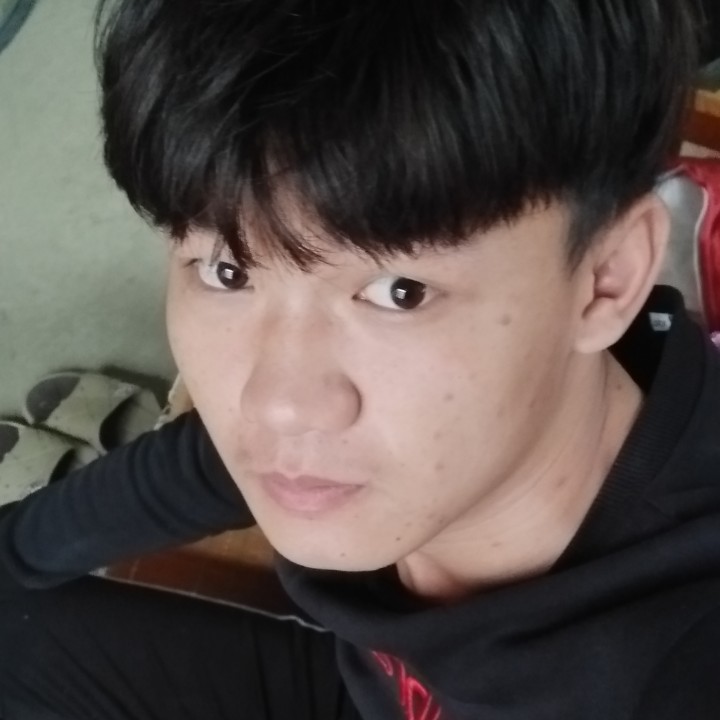 笑靥方忧郁的照片