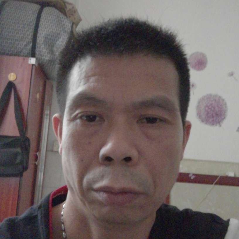 黄雄标的照片