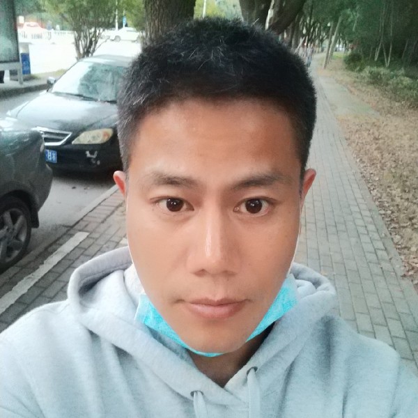 管管77的照片