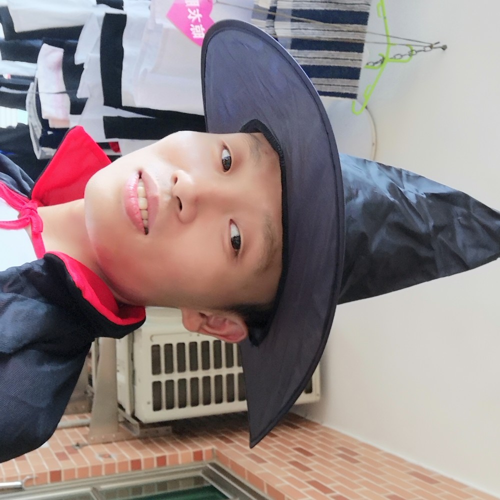 冬耀漫步一个人的照片