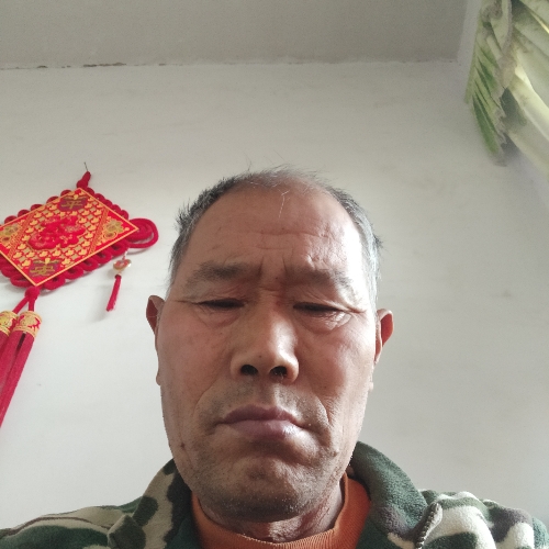 冷酷倾心季节的照片