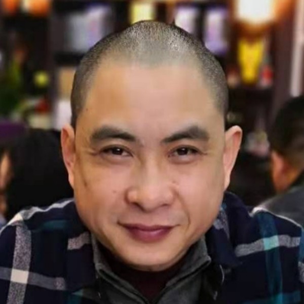 老王不胜防的照片