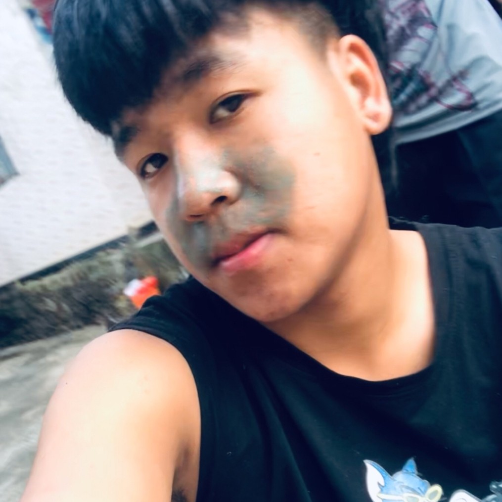 面包给开朗的照片