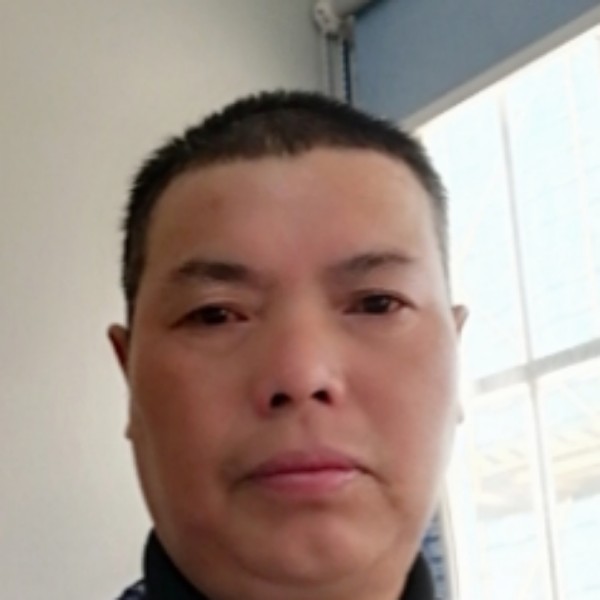 蓝莓笑端庄的照片