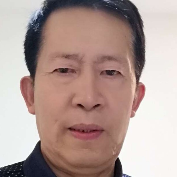 单身倾心导师的照片