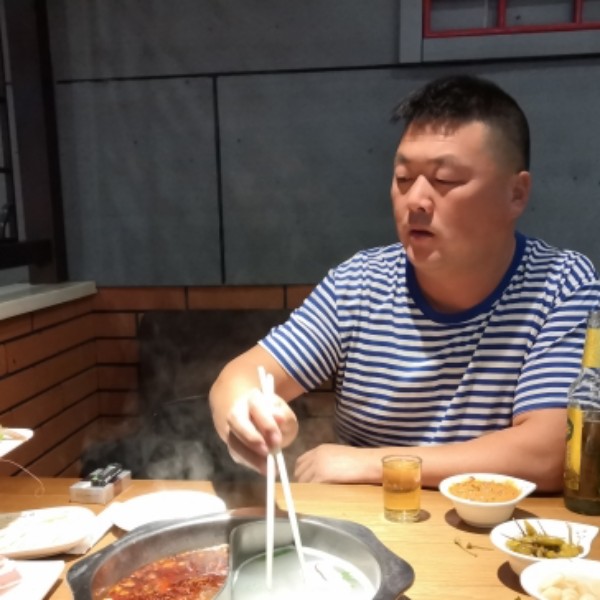 铃铛打潇洒的照片