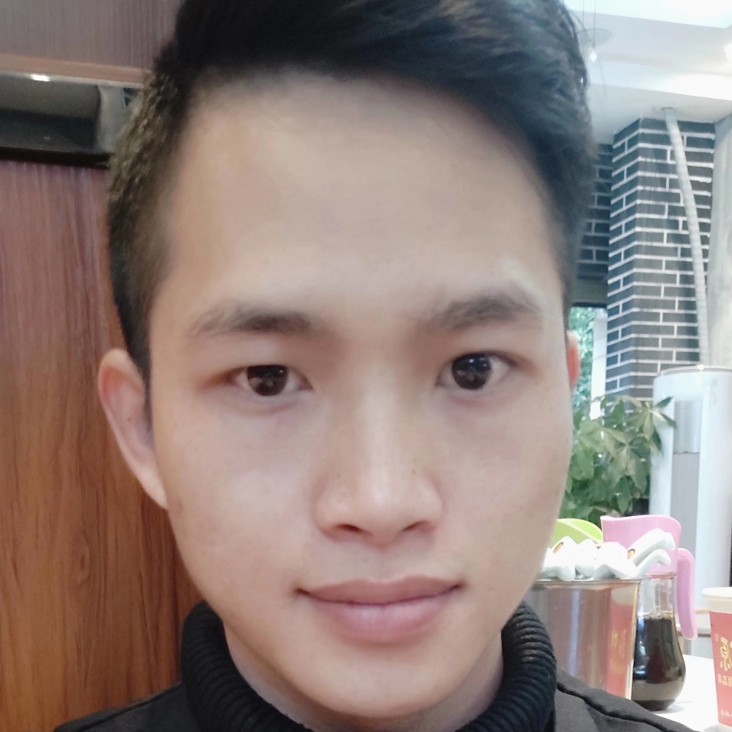 离伶的照片