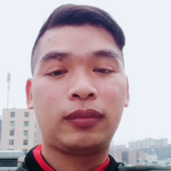 忧心刺猬六斤的照片