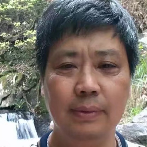 谦让浅吻缘分的照片