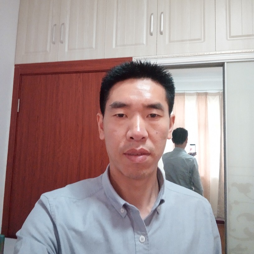 春华超帅的照片