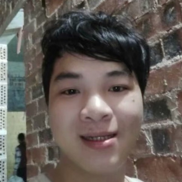 高兴的山水的照片