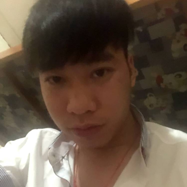 蓝天那纯真的照片