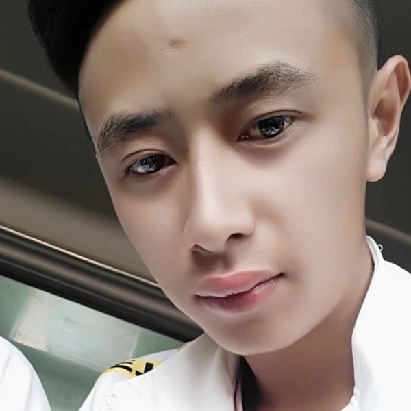 钢铁直男   小的照片