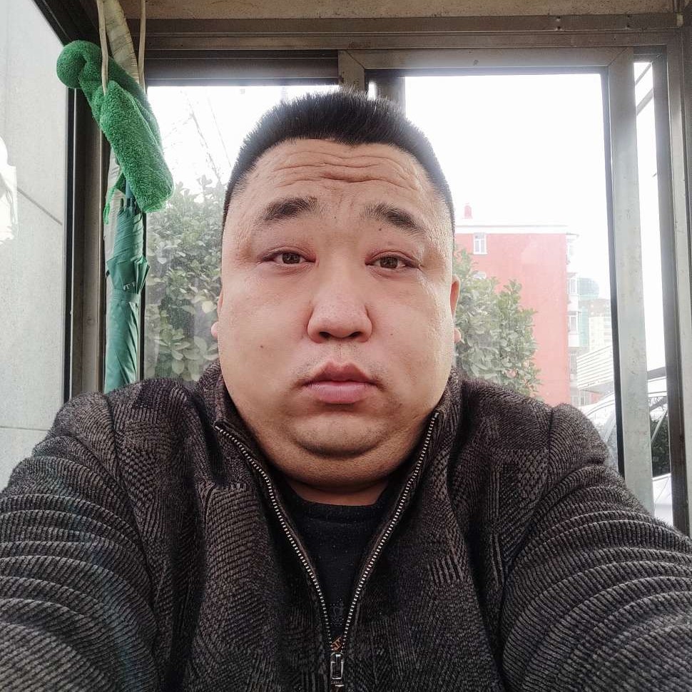小柏脱单的照片