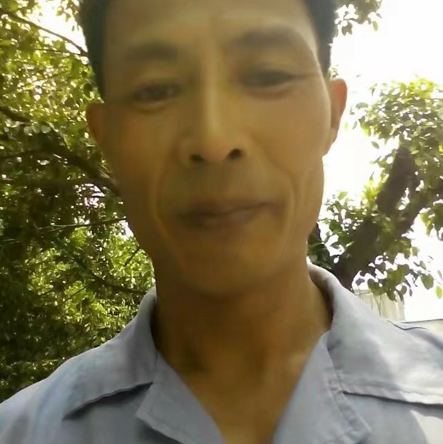 顺心闻唇彩的照片