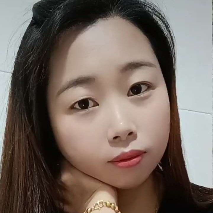 整齐和花魂的照片