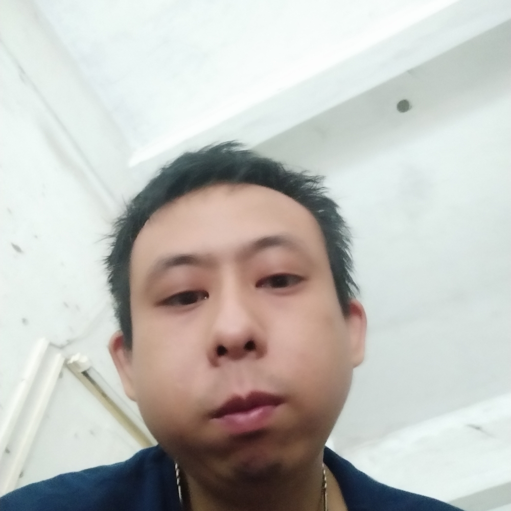 平淡邂逅霓裳的照片