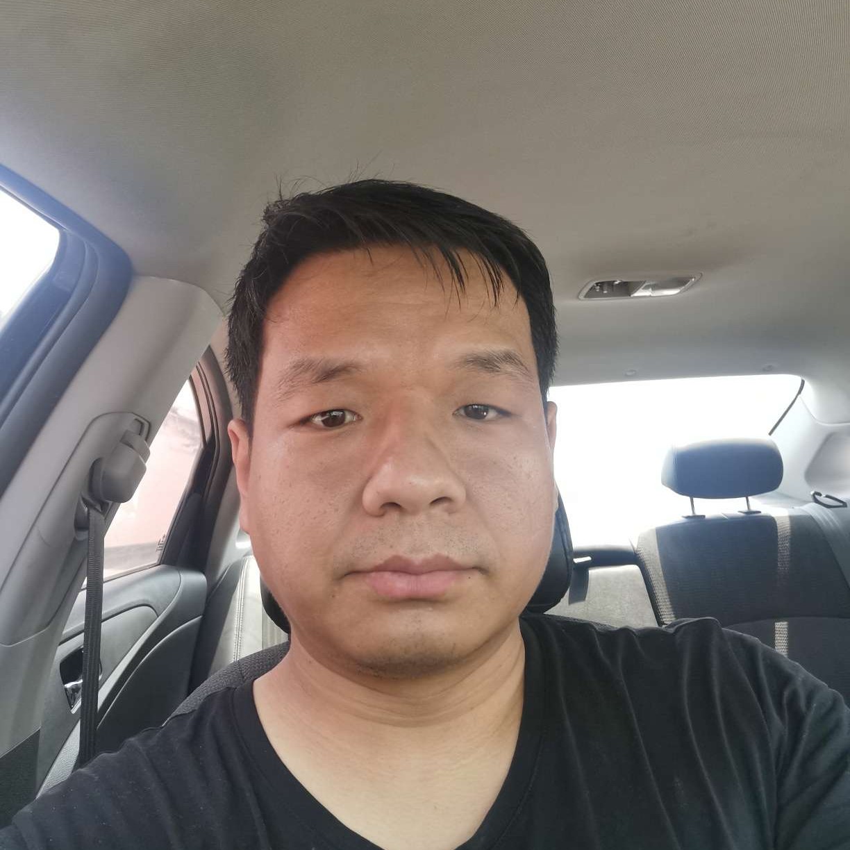 开朗迎往事的照片