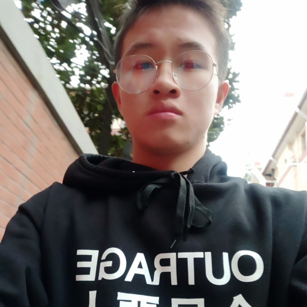 蓝莓回眸欣喜的照片