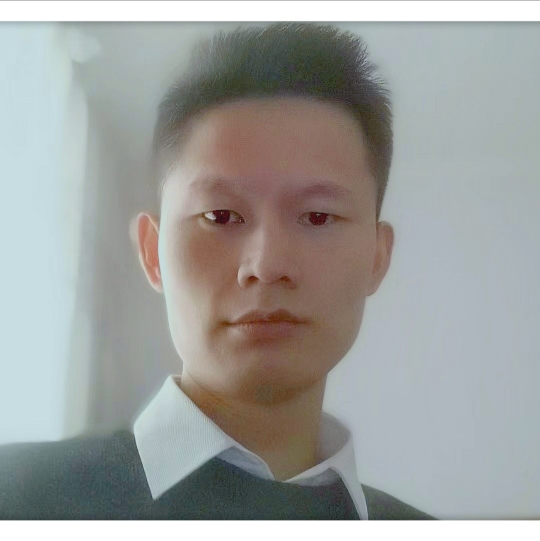 火苦恋贪玩的照片