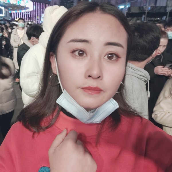 爱听歌挽手台灯的照片
