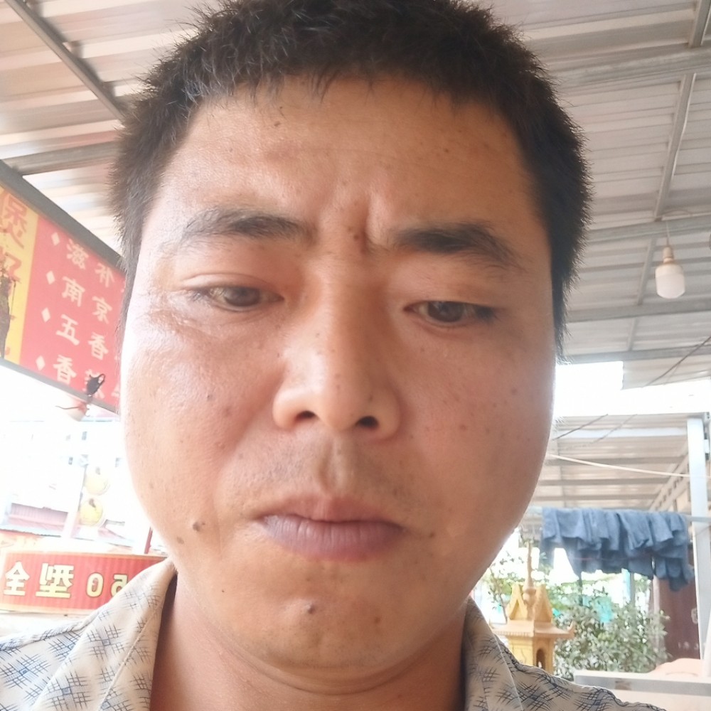 大米邂逅英俊的照片