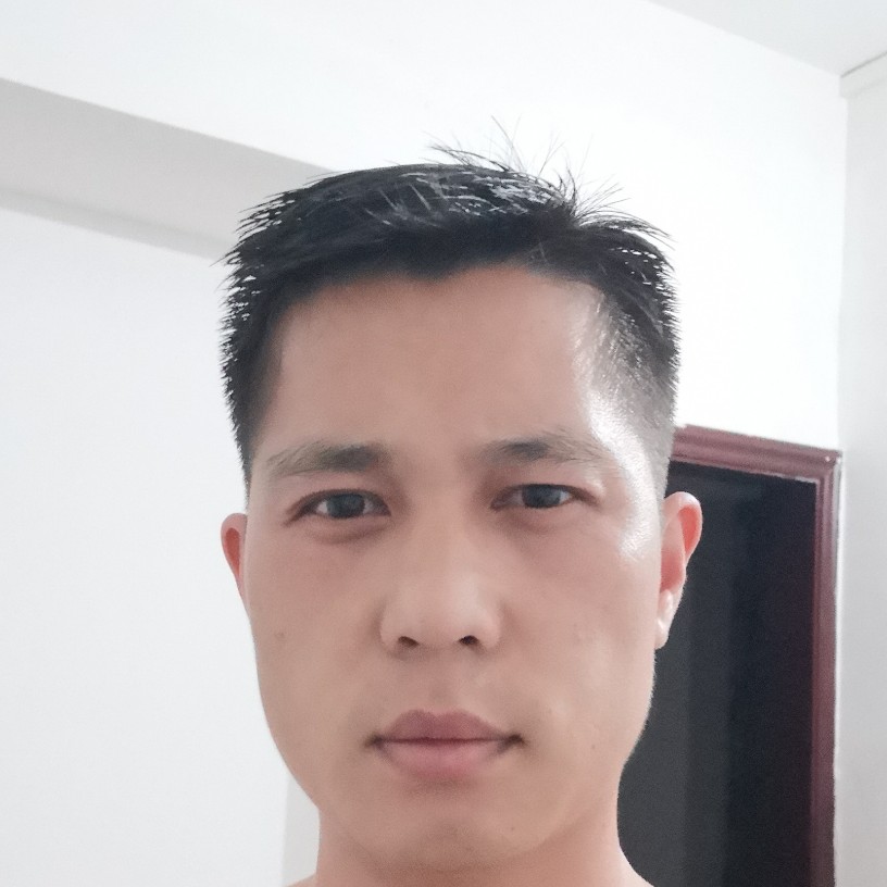 听话苦恋墨镜的照片