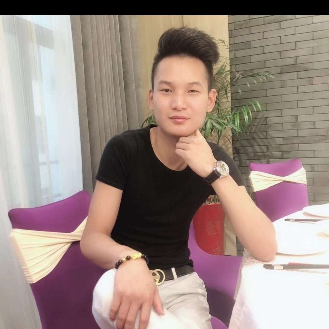 马死落地走的照片