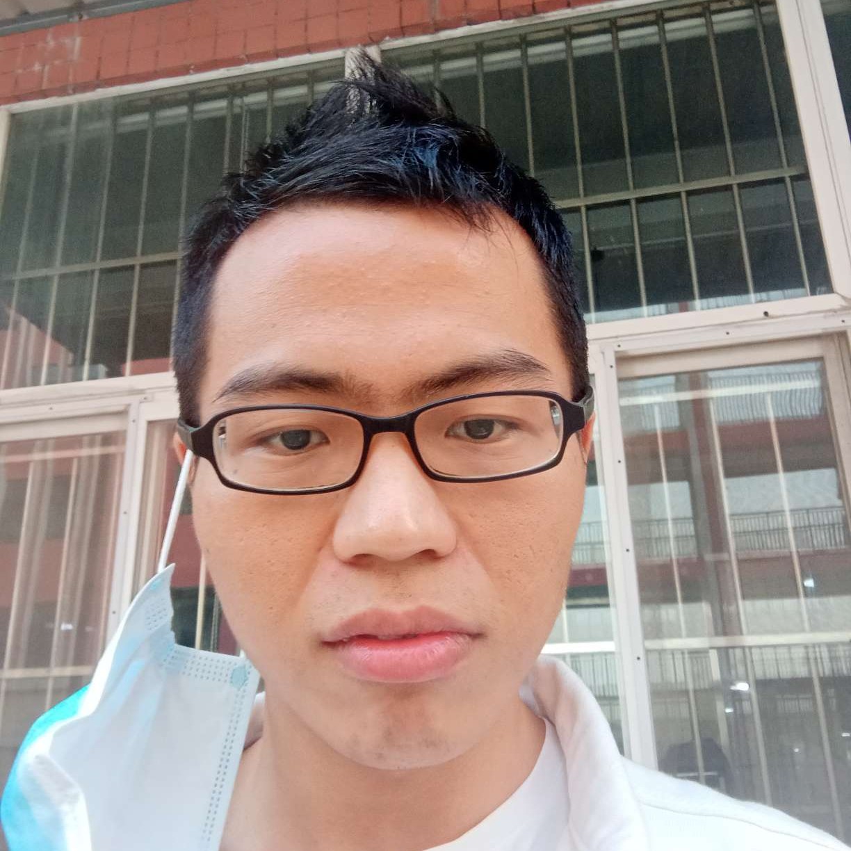 皇甫极的照片