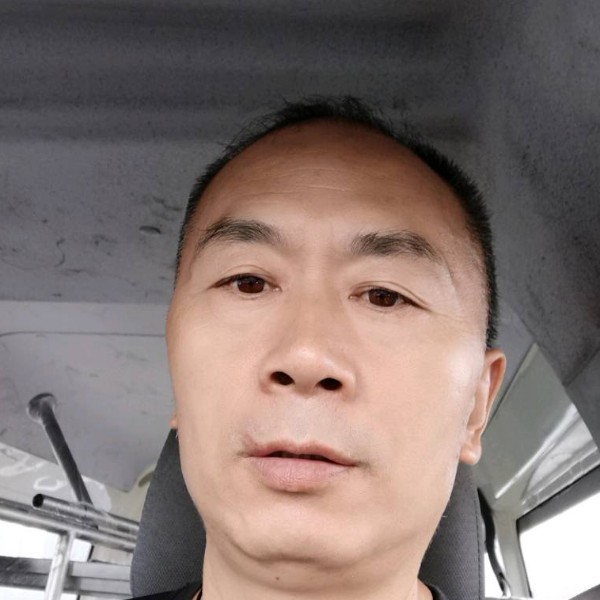 钢铁侠士的照片