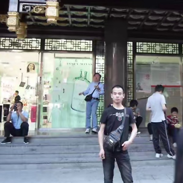 熊永丰的照片