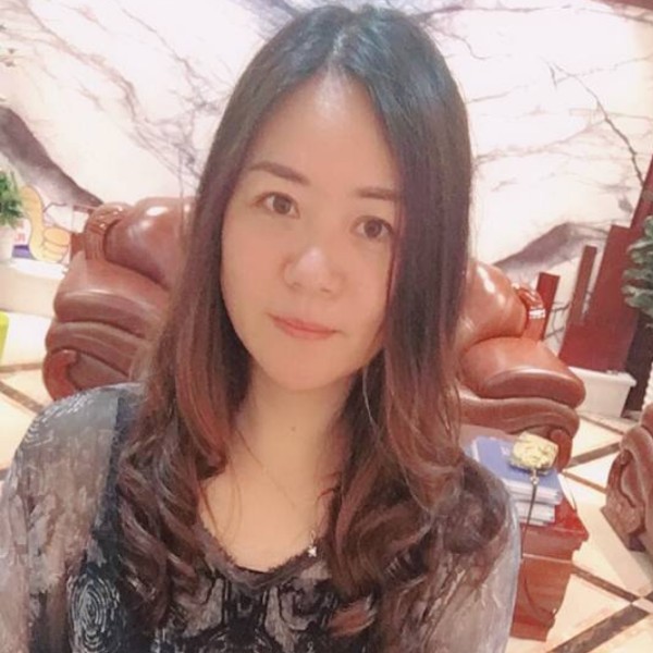 善良小兔子的照片