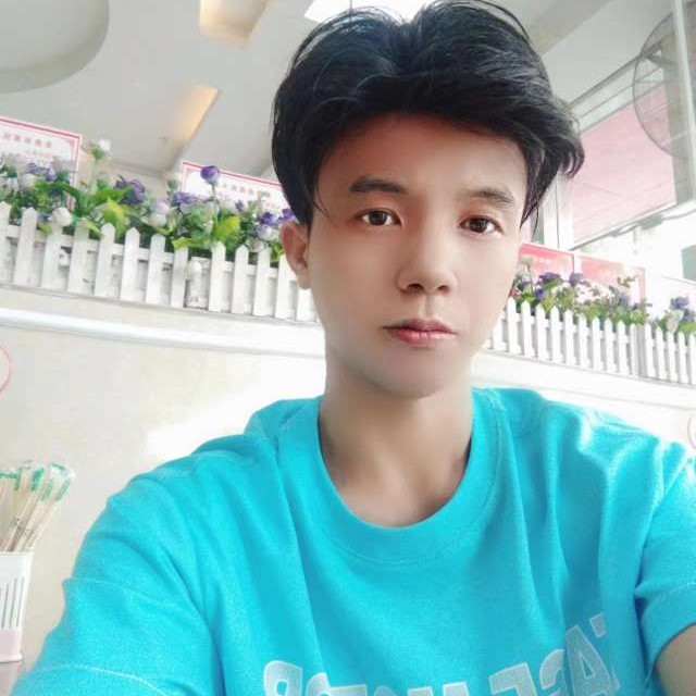 欧阳少卿的照片