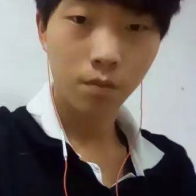 落霞蹙眉等待的照片