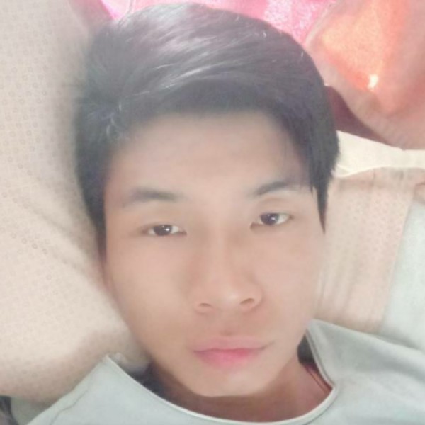 爱我自己更爱那个的照片