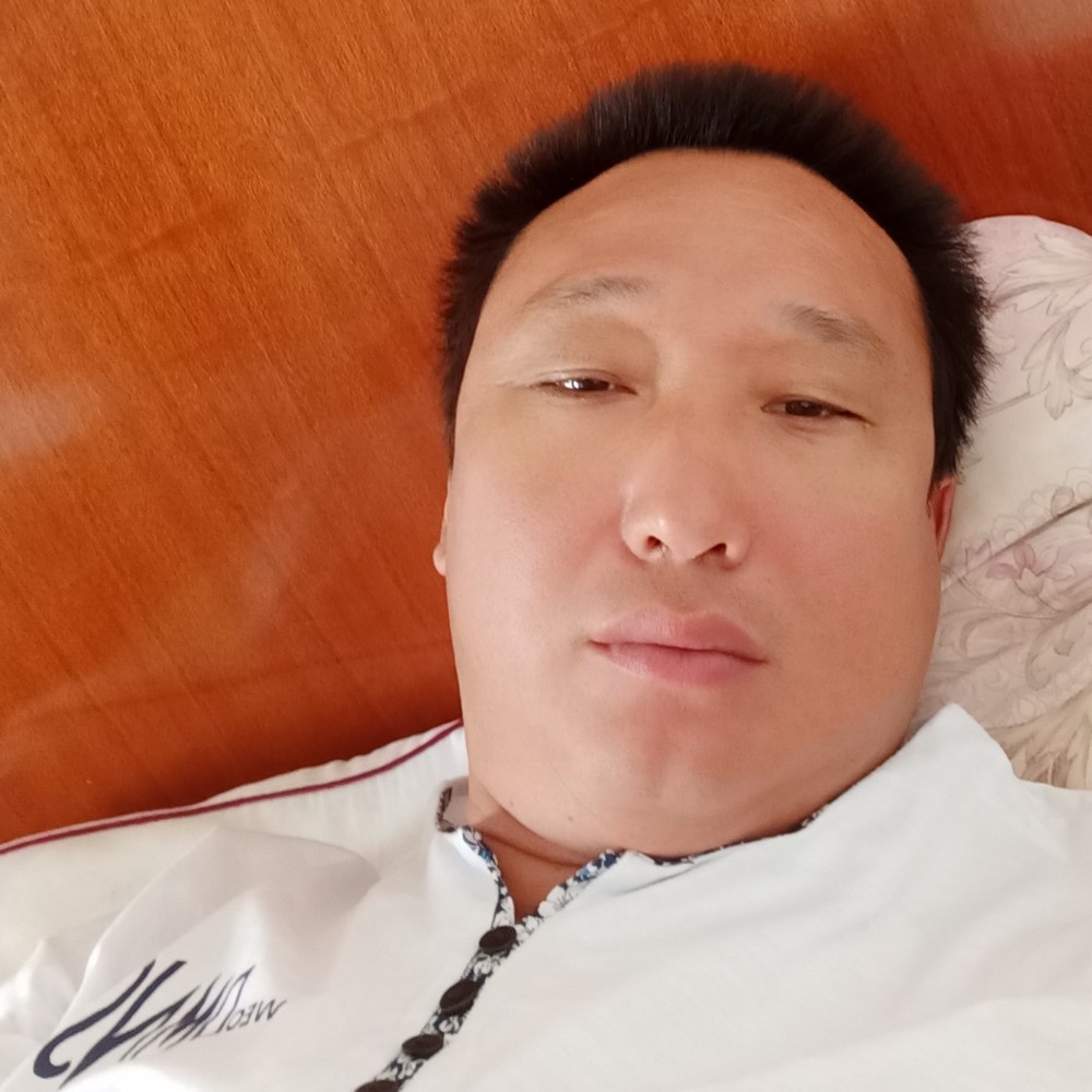 饼干深拥无辜的照片