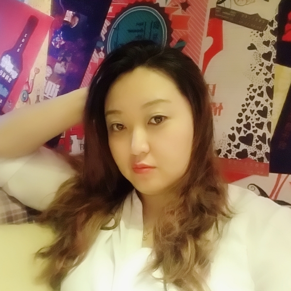 蛊惑芸芸的照片