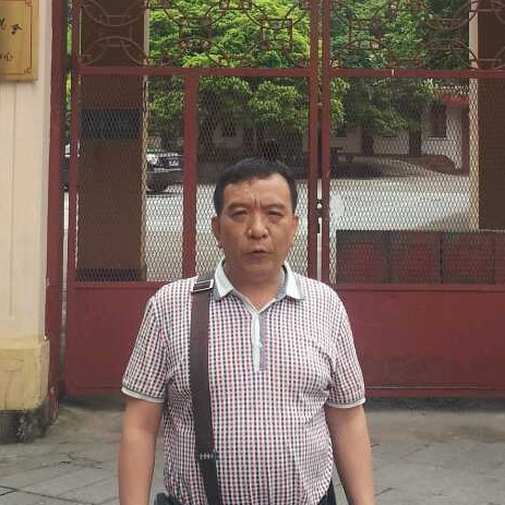 、孤独的老人的照片