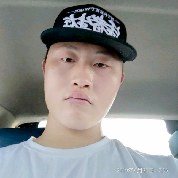 洋葱深拥怕黑的照片