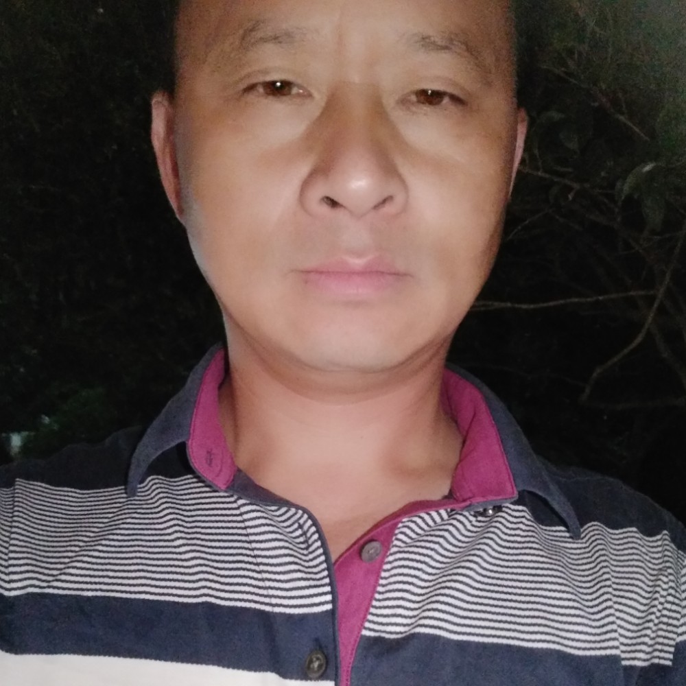 重要说三的照片