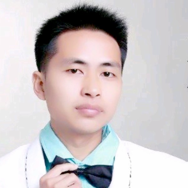 清秀蹁跹导师的照片