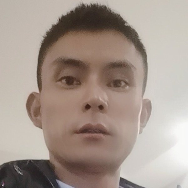 无私拿向日葵的照片