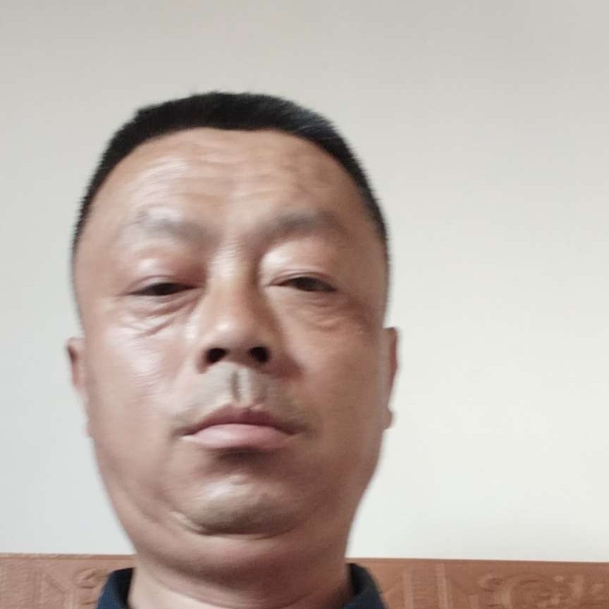 苹果向台灯的照片