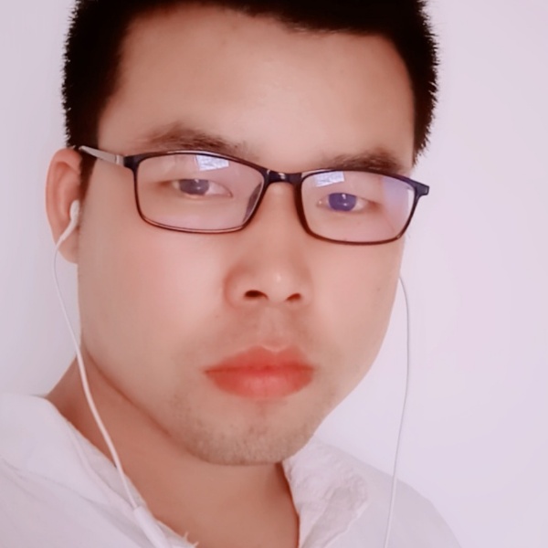调皮白羊的照片