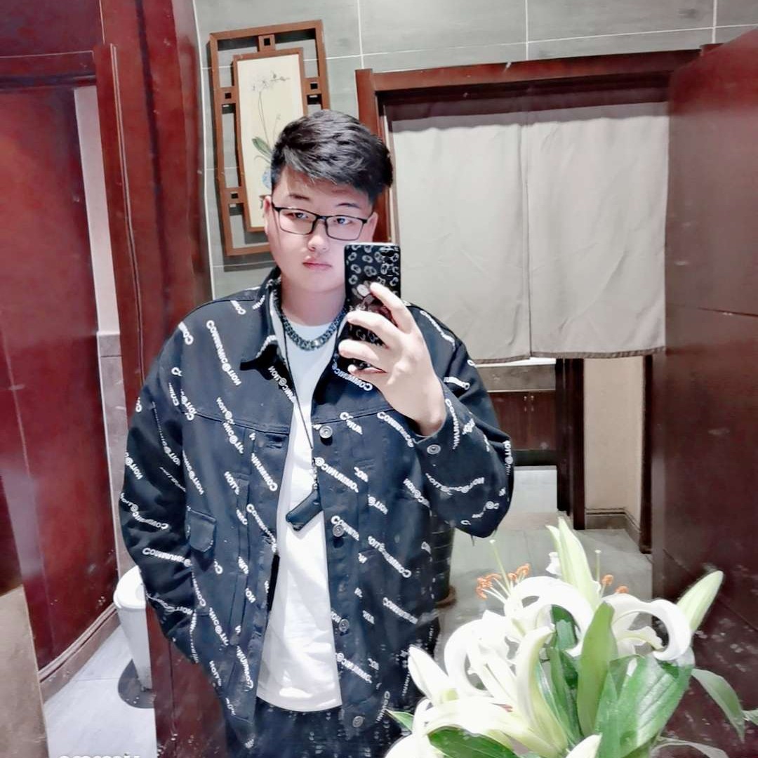 一颗大松果儿的照片