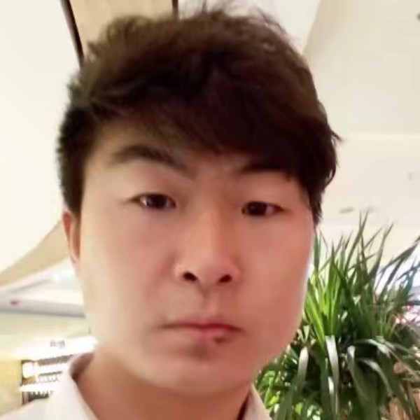 冷眸妖娆的照片