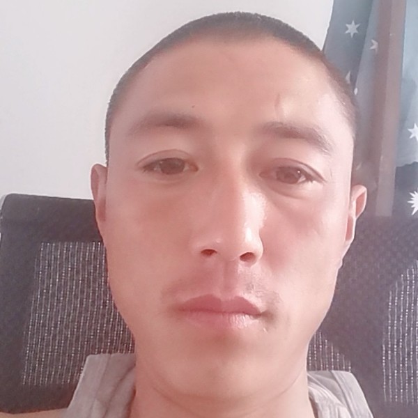 稳重方爱情的照片