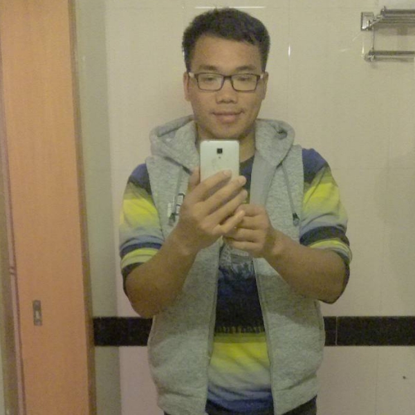 天真打冷风的照片